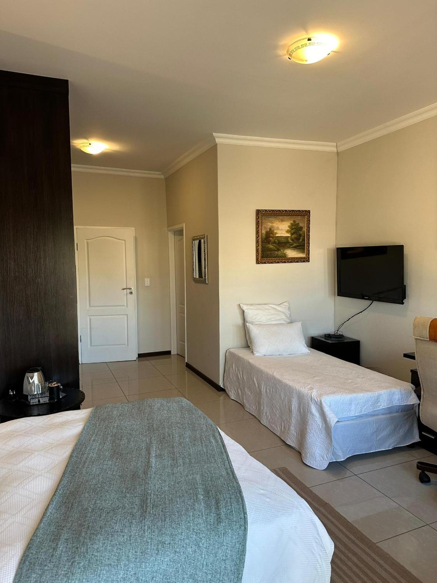Cora'S Boutique Bed & Breakfast Swakopmund Luaran gambar